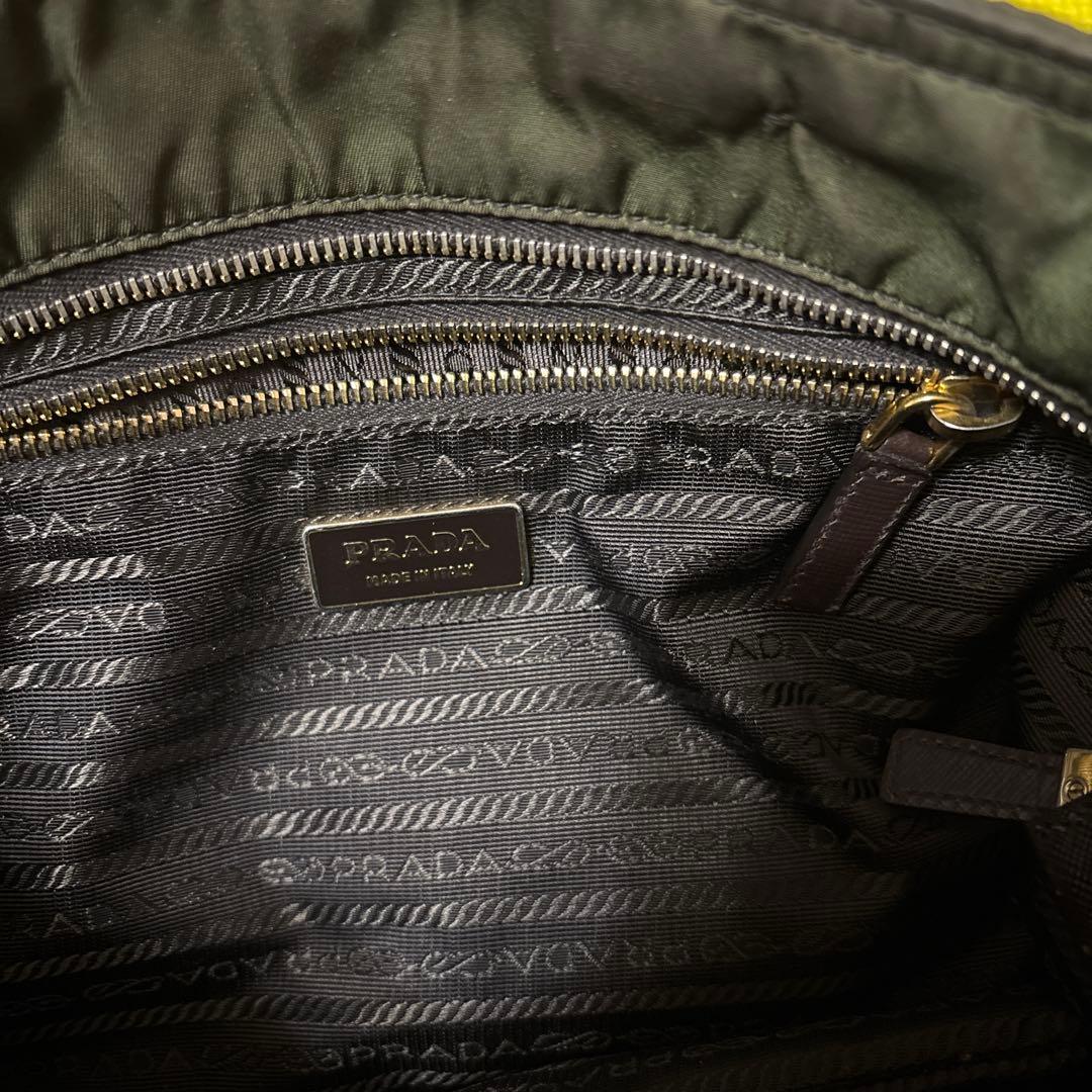 PRADA オリーブグリーン トートバッグ