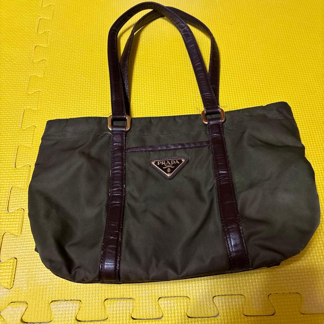 PRADA オリーブグリーン トートバッグ