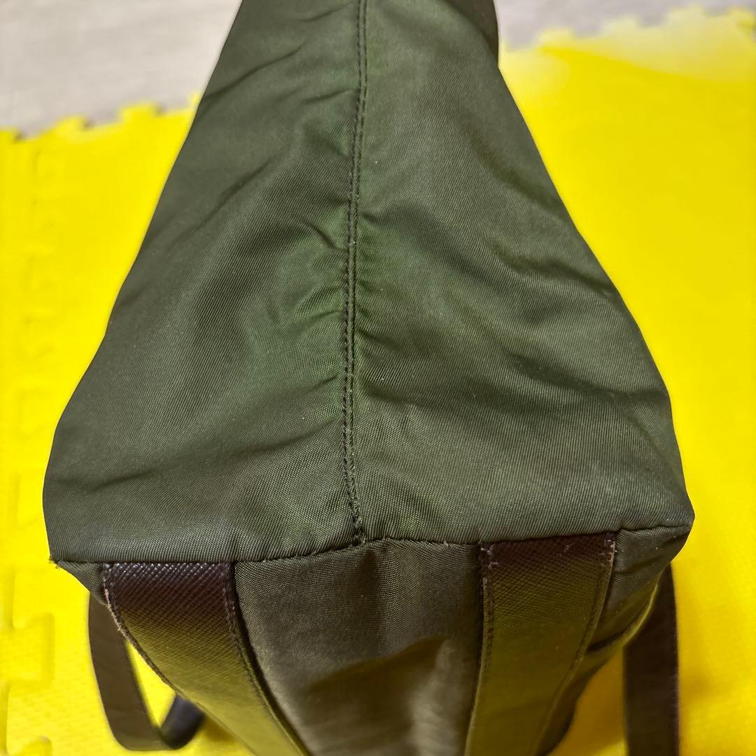 PRADA オリーブグリーン トートバッグ