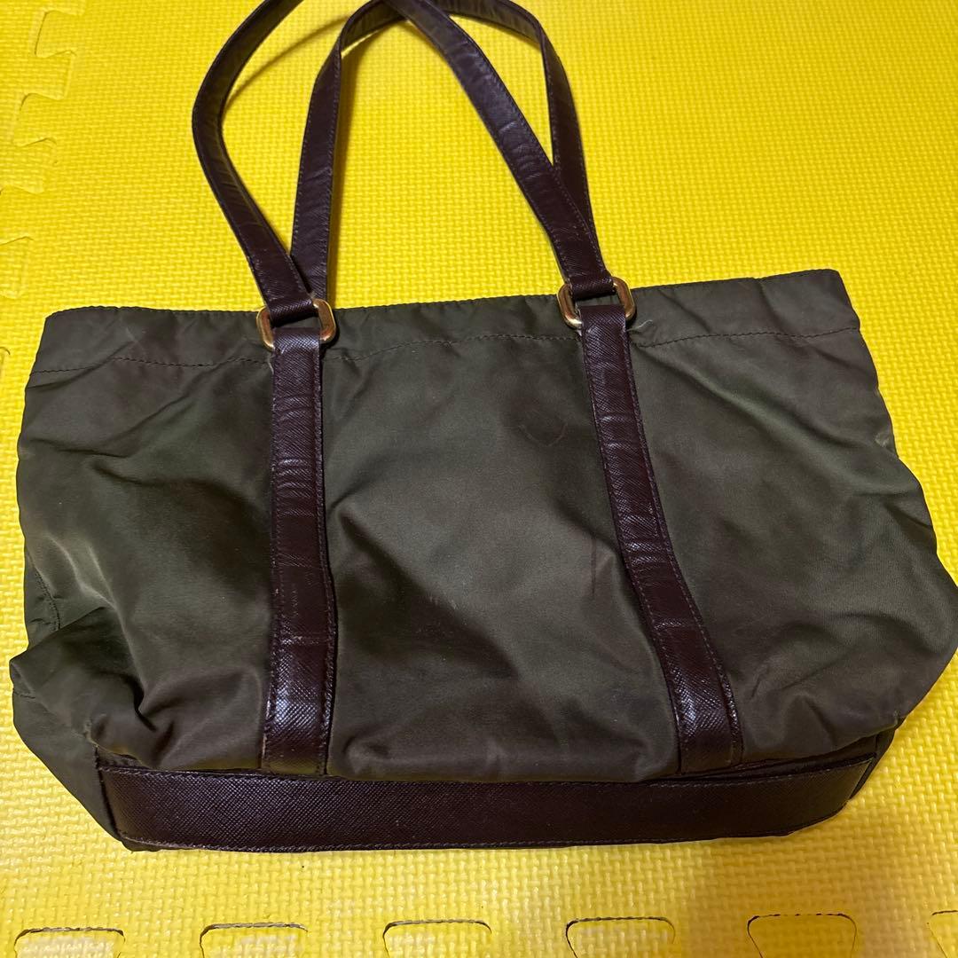 PRADA オリーブグリーン トートバッグ