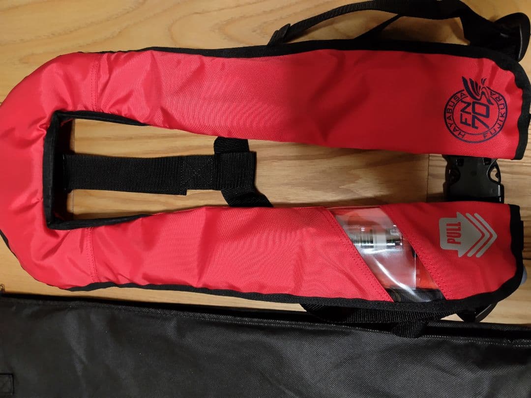 フジクラ　ライフジャケットFN-70S 赤