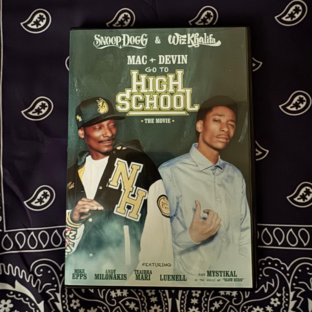 Mac & Devin Go to High School snoop 大麻