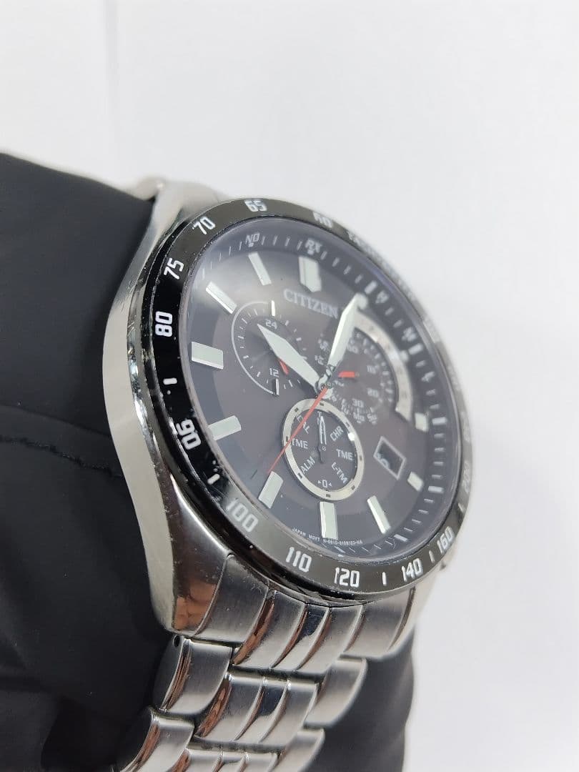CITIZENシチズンアテッサ　エコドライブ　ソーラー電波時計　クロノグラフ