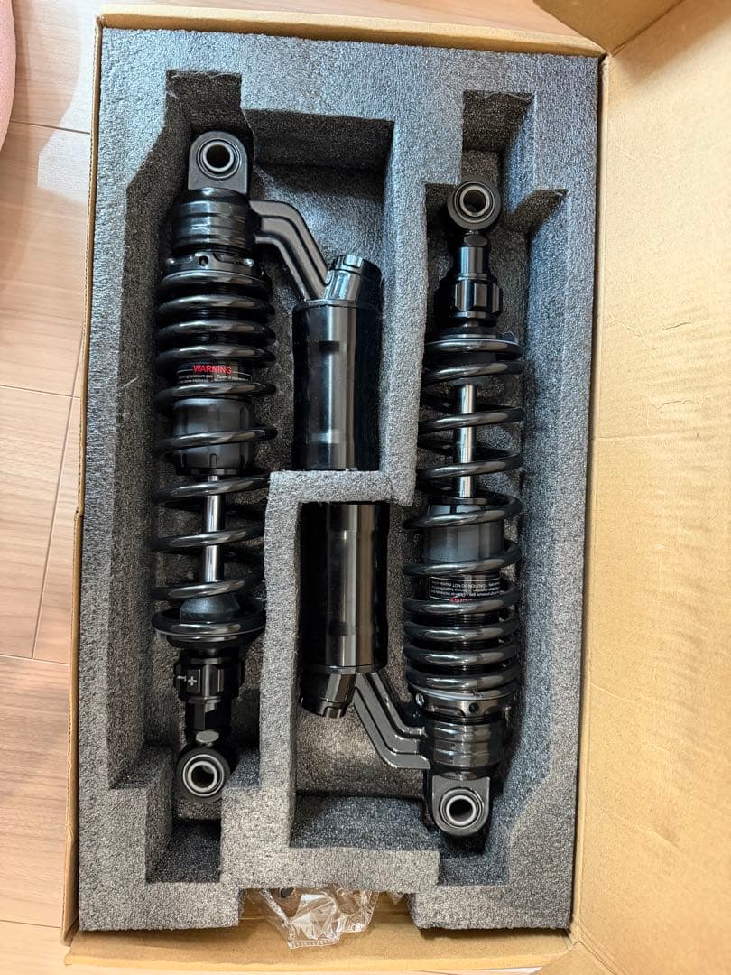 オーリンズタイプ リアサスペンション タンク別体 ショック 黒 2本セット