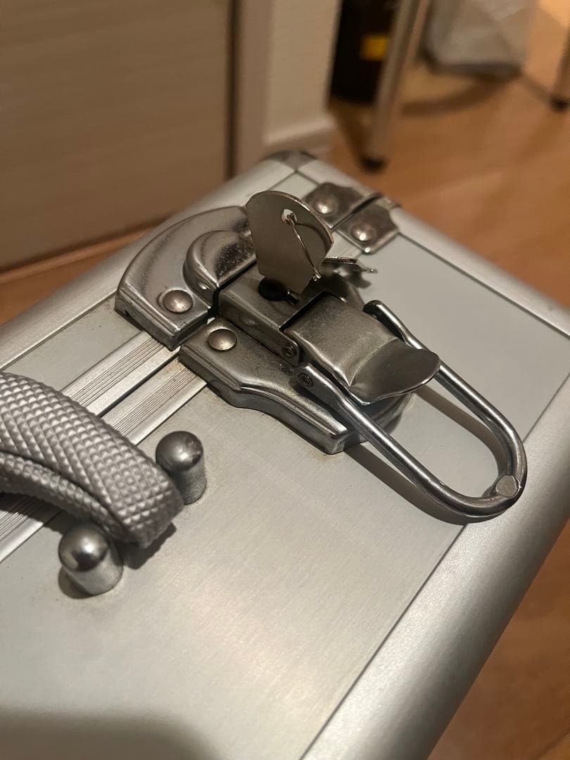 NIKE AIR JORDAN 1 2001年ジェラルミンケースのみ