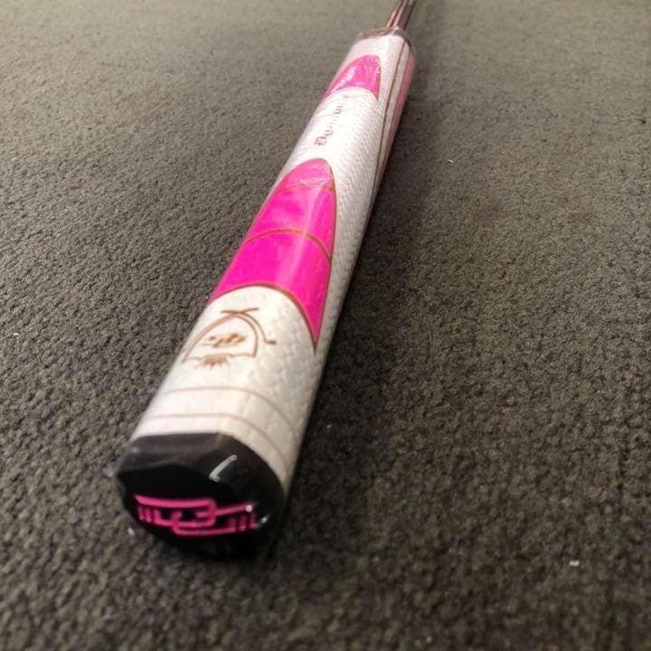 【新型登場】♥極太グリップと大型ヘッドの安定感抜群のダイナミクスレディスパター