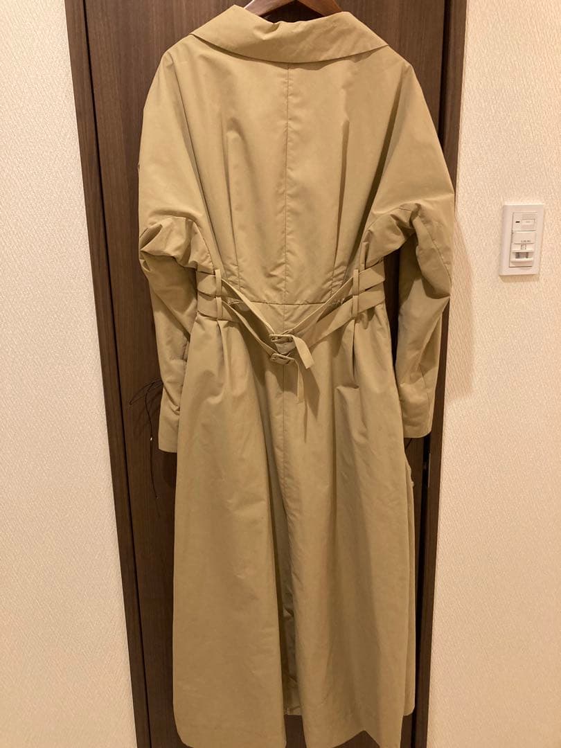 【Mame Kurogouchi】レースアップトレンチコート