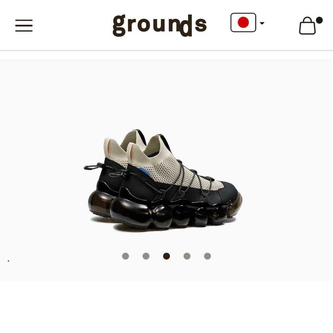 grounds JEWELRY STONE クリームブラックスニーカー