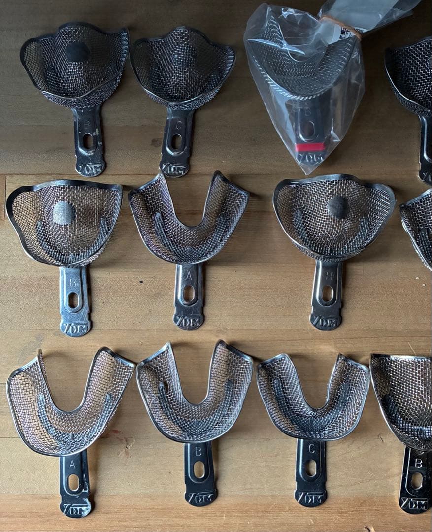 歯科器具　印象トレー　歯科技工