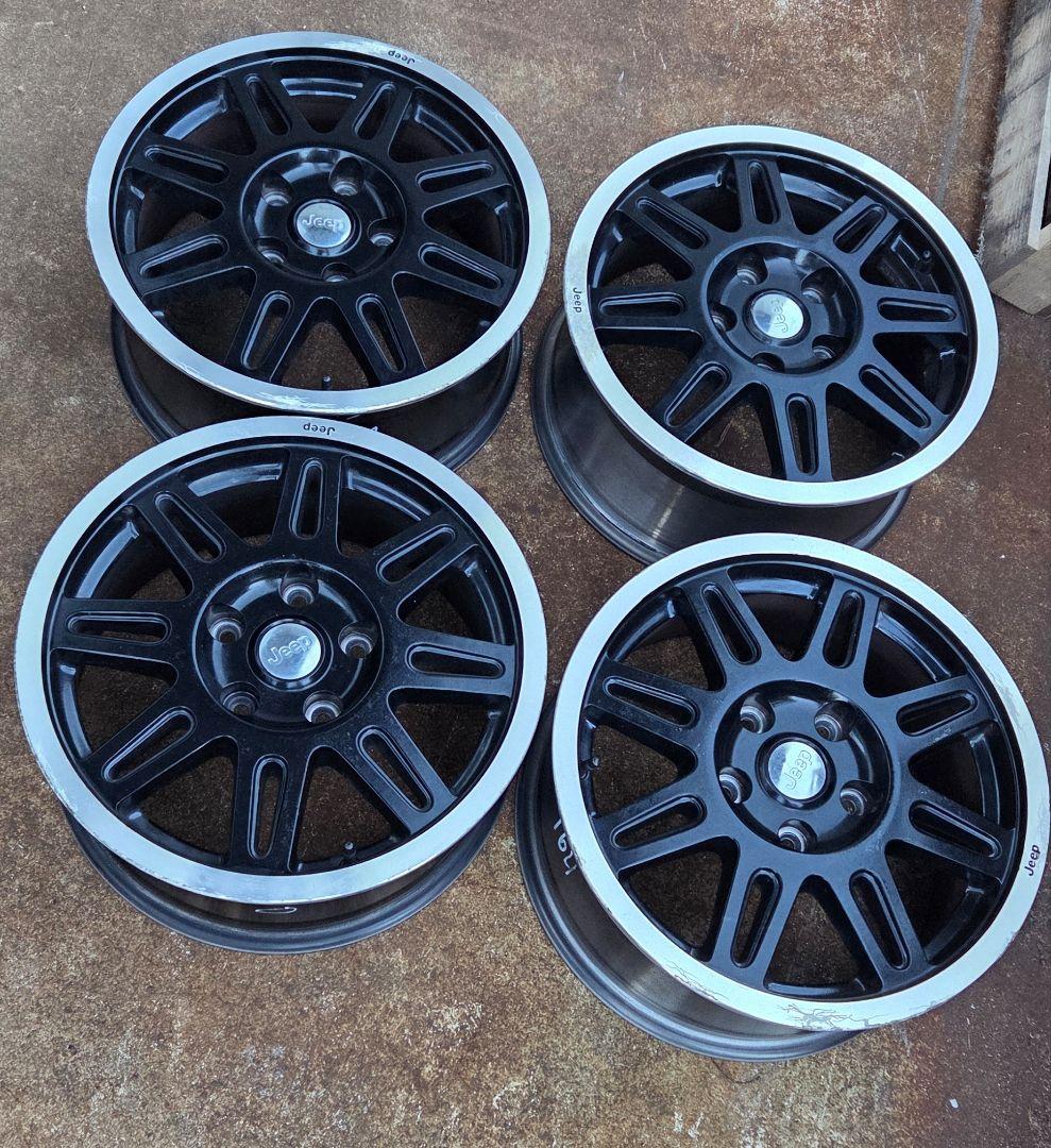 ジープラングラー純正OP17インチ 7.5J +50.8/43.8 PCD127