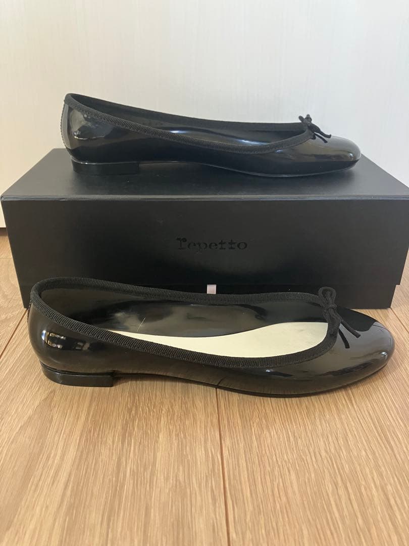 お値下げ★【新品】Repetto ブラック エナメル バレエシューズ37箱タグ付