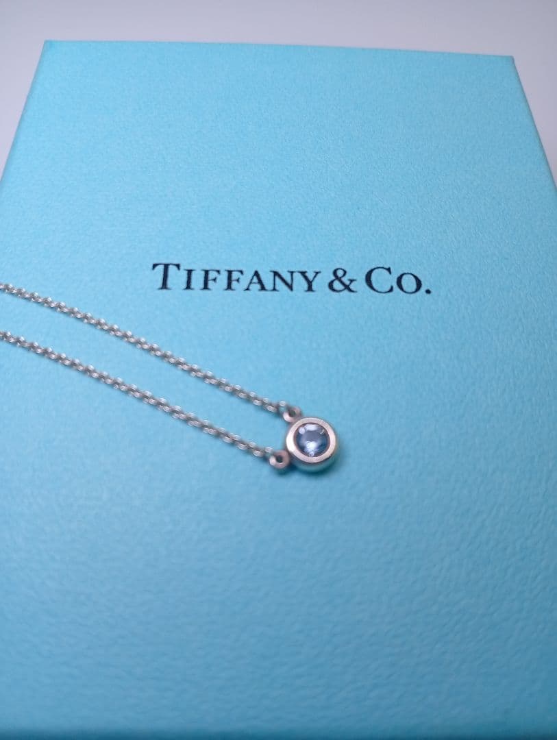 TIFFANY 【未使用】カラー バイ ザ ヤード アクアマリン ペンダン