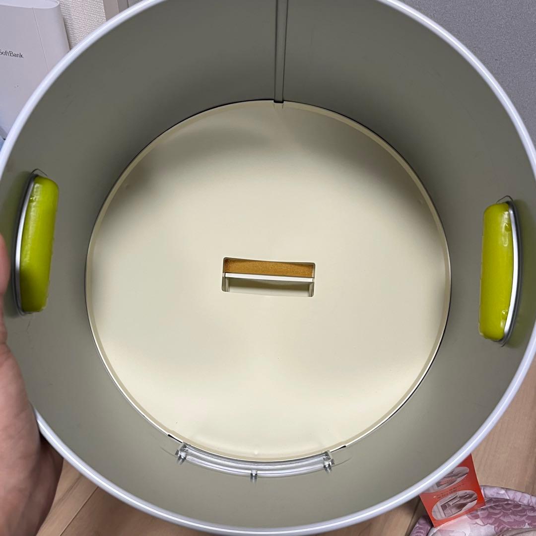 【未使用】エムケー　ミニコメ　米びつ　10kg 昭和レトロ　当時物