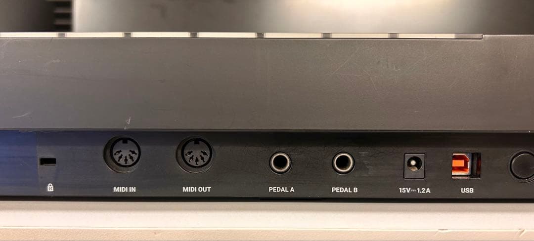 NI KOMPLETE KONTROL S61 MK2 MIDIキーボード