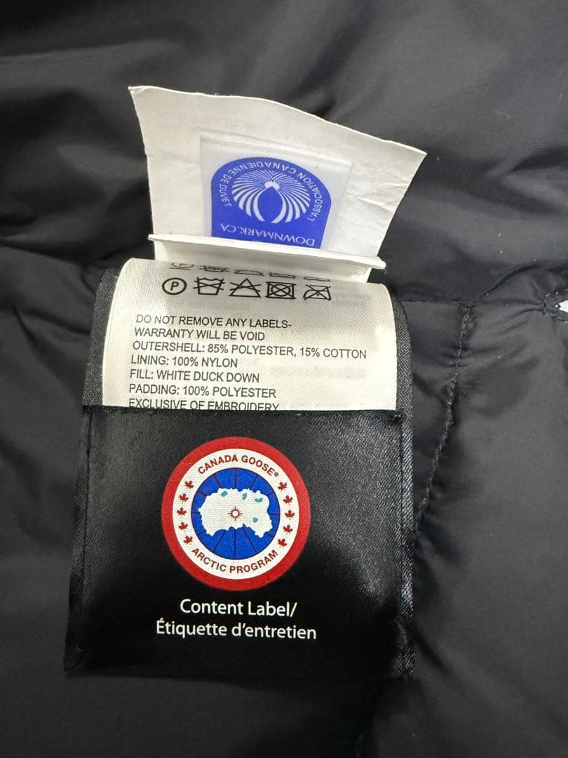   カナダグースブラック ダウンベスト