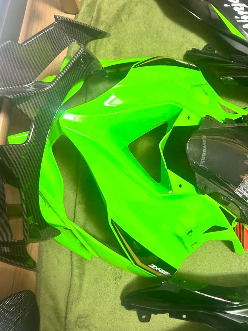 Ninja zx25r 2021 KRT 純正カウル 3点