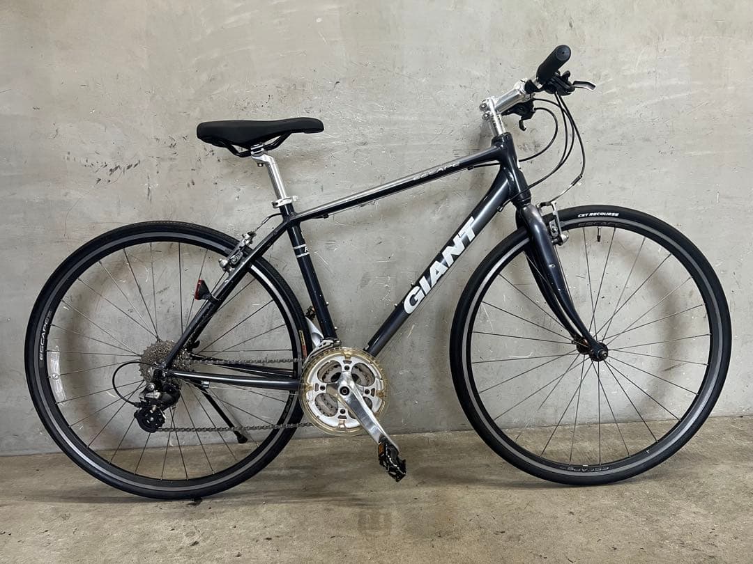 クロスバイク　GIANT ESCAPE R3 ジャイアントエスケープR3