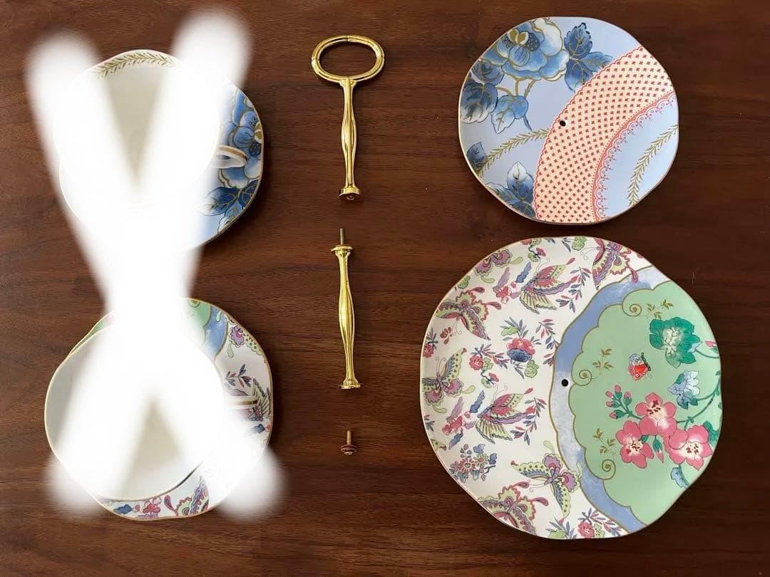 専用ウェッジウッド バタフライブルームケーキスタンド