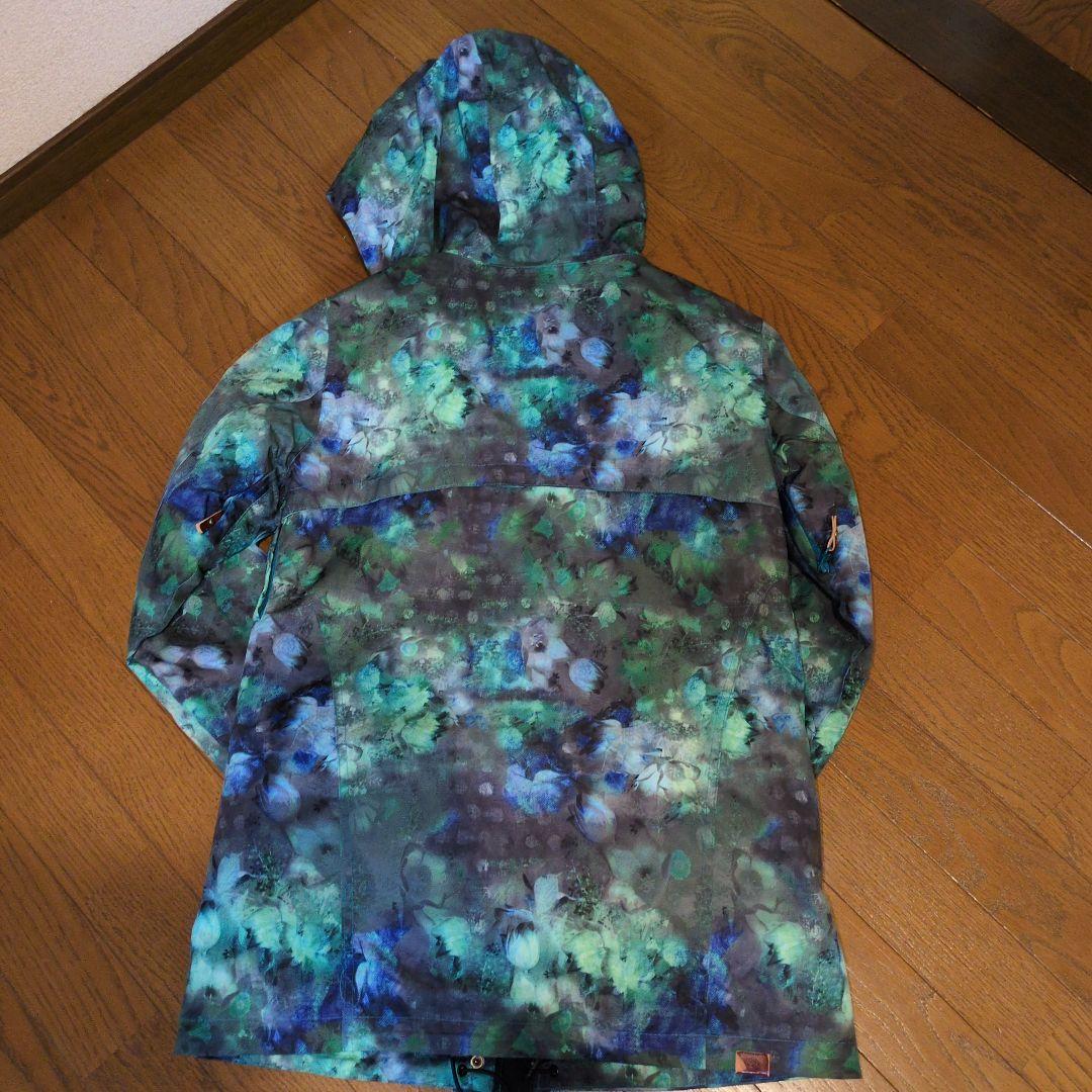 【美品】ROXY　スノボウェア　上下セット　総柄　花柄　ブラック　Ｓ