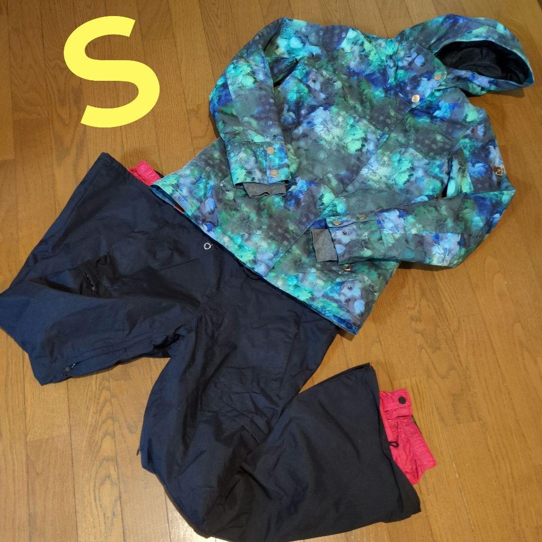 【美品】ROXY　スノボウェア　上下セット　総柄　花柄　ブラック　Ｓ