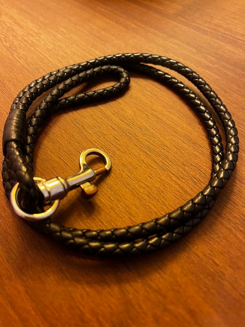 BOTTEGA VENETA ボッテガヴェネタ 編み込み ネック ストラップ