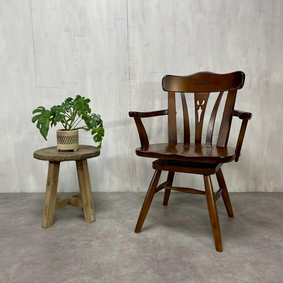 カリモク家具 回転式 アームチェア ダイニングチェア 無垢材 国産家具 A