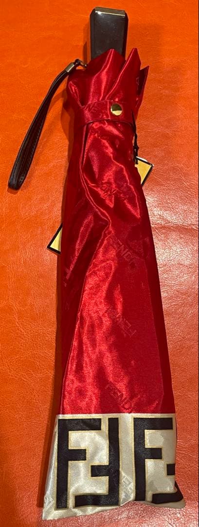 ブランドショップRMM様FENDI フェンディ ズッカ柄 折りたたみ傘 2本