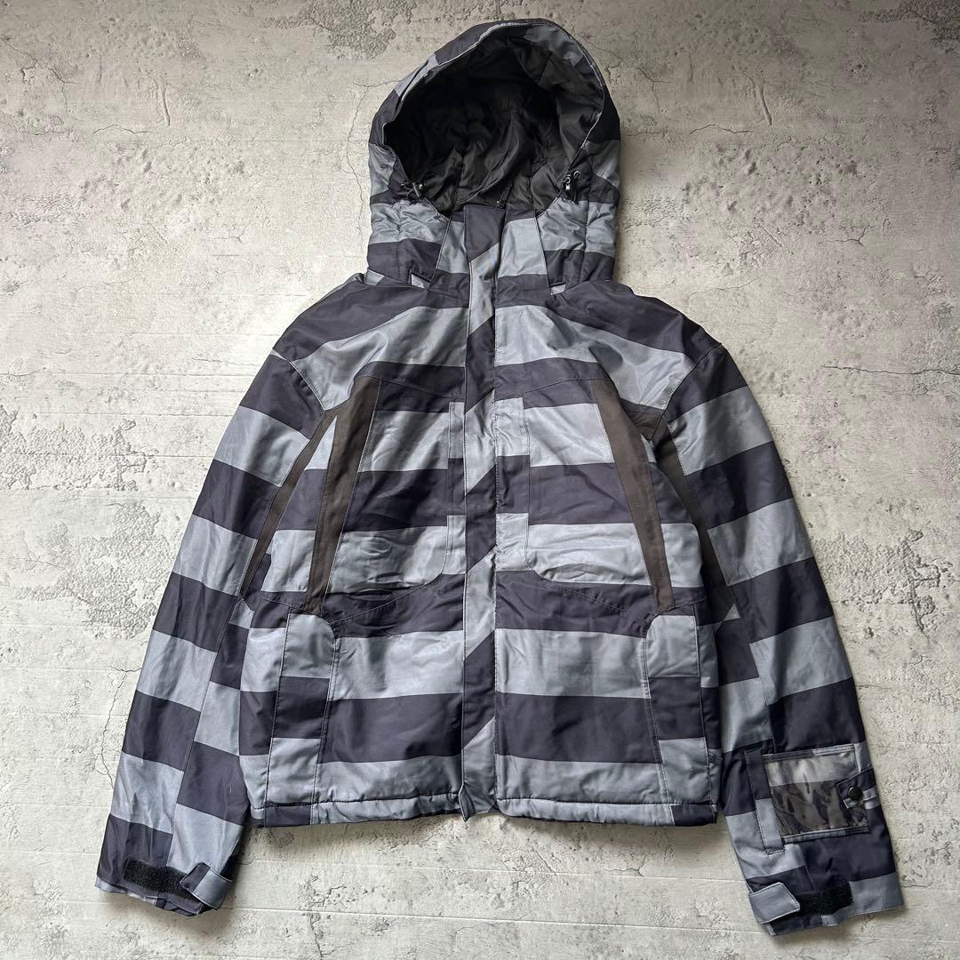 美品 VAXPOT Lサイズ スノーボードウェア セットアップ ボーダー 人気