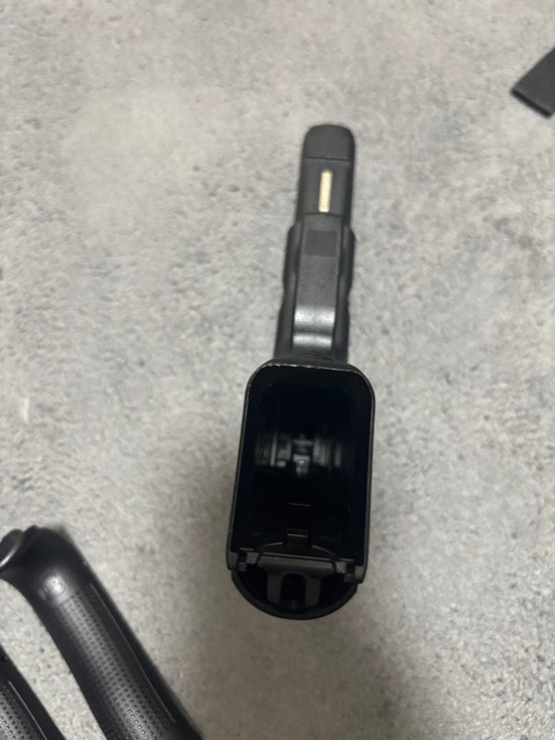 東京マルイGlock 17gen4 ガスガン ホルスターとローダー付き