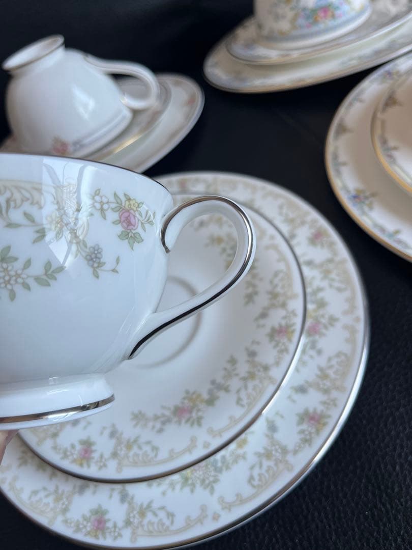 最終値下げ英国製ロイヤルドルトン 花柄違い 6セット 未使用品