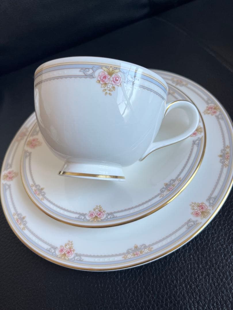 最終値下げ英国製ロイヤルドルトン 花柄違い 6セット 未使用品