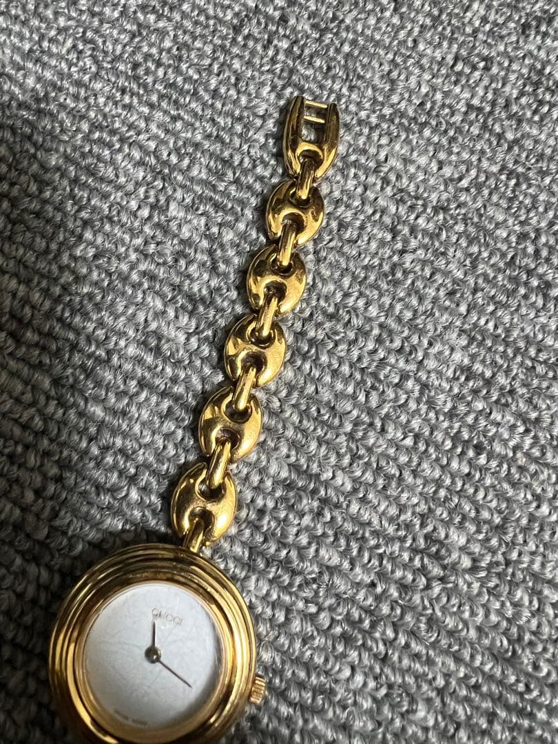 グッチ ベゼル 腕時計 レディース