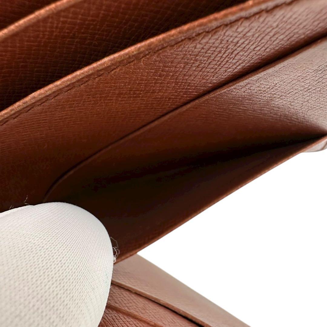 【美品】ルイヴィトン モノグラム 二つ折り財布 ポルトフォイユ・ミュルティプル