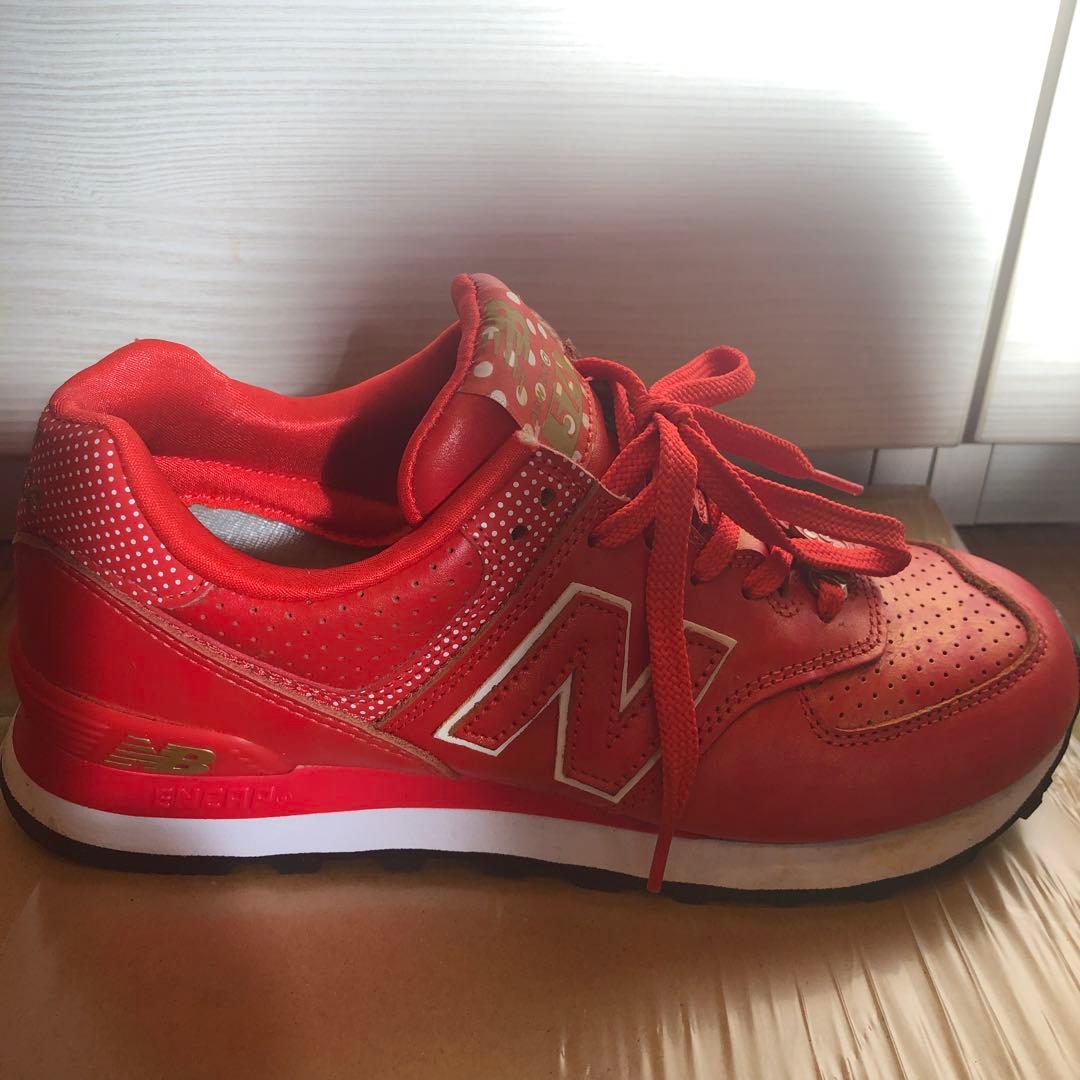 new balance 赤 スニーカー ディズニー コラボ ミニーちゃんモデル