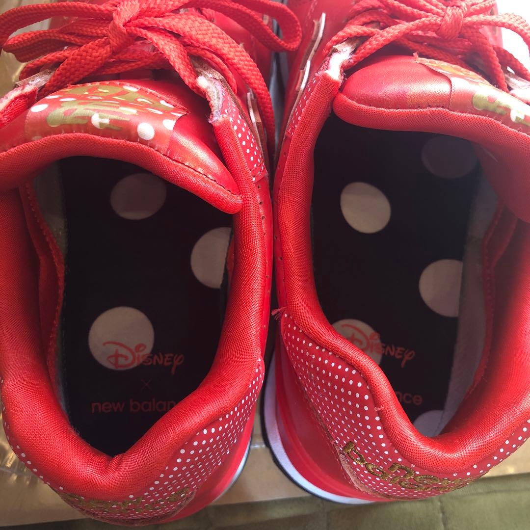 new balance 赤 スニーカー ディズニー コラボ ミニーちゃんモデル