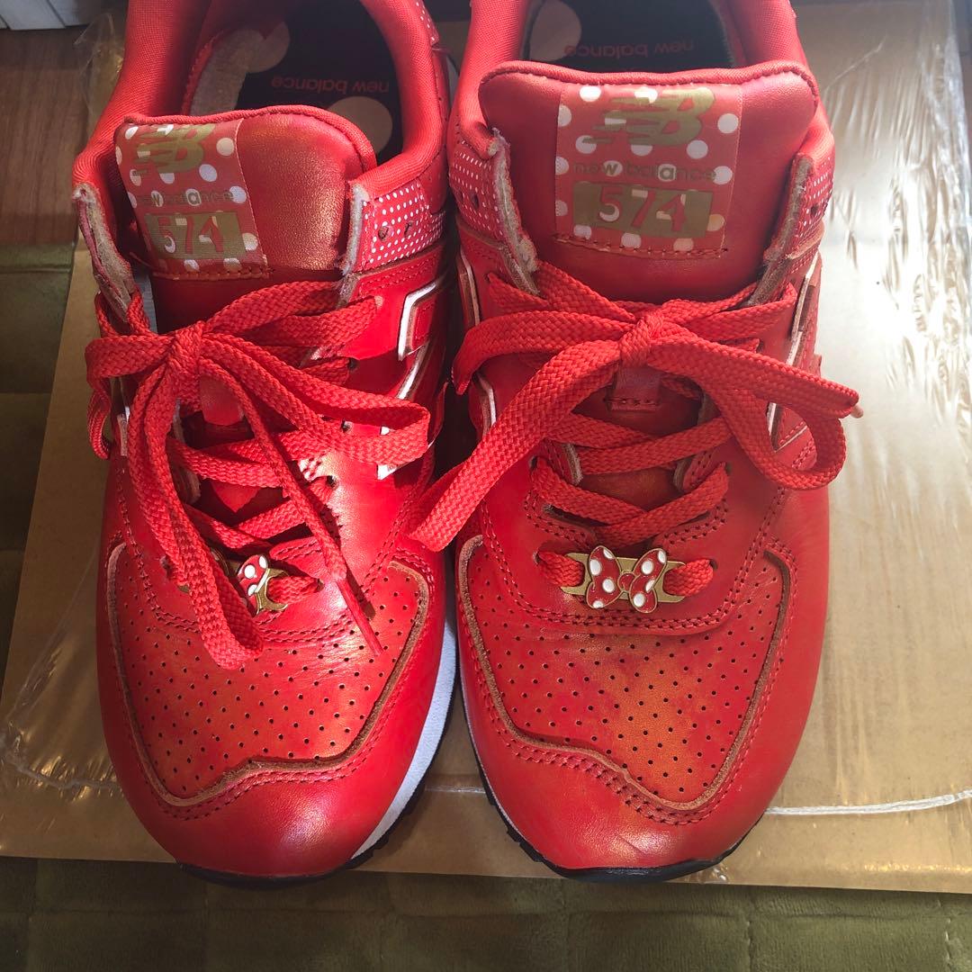 new balance 赤 スニーカー ディズニー コラボ ミニーちゃんモデル