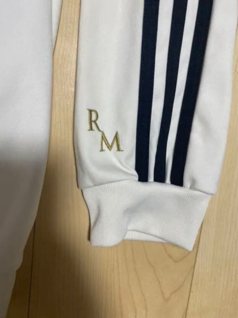 【限定品】レアル マドリード トレーニングウェア adidas 限定品 美品
