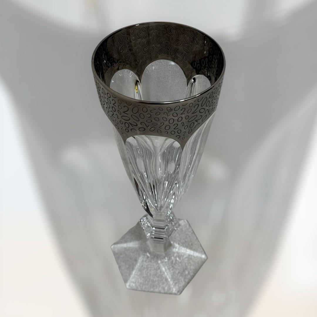 8819.バカラ アルクール フラワーベース 2000個限定