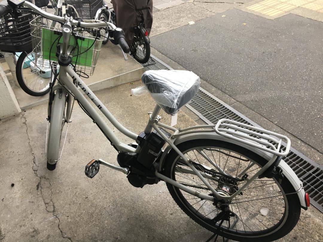 地域限定送料無料　ハイディツー　HYDEE　15,4AH　白系　電動自転車
