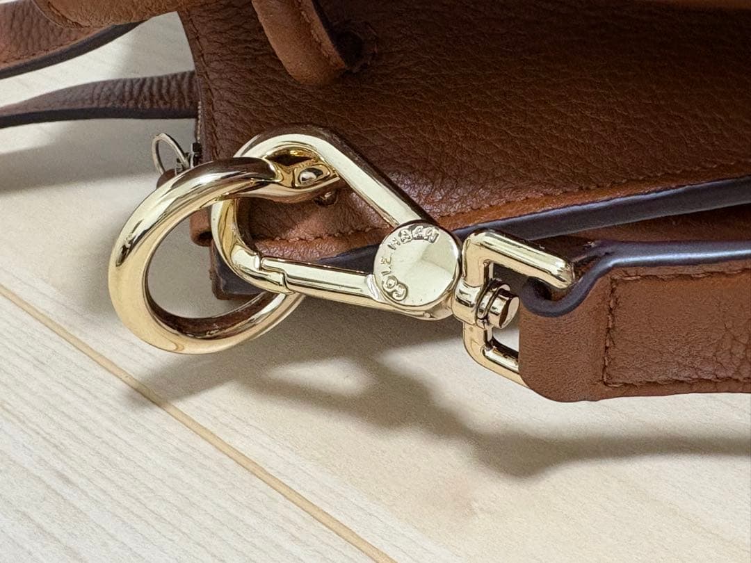 Cole Haan コールハーン レザー 2WAY ショルダーバッグ 斜めがけ可