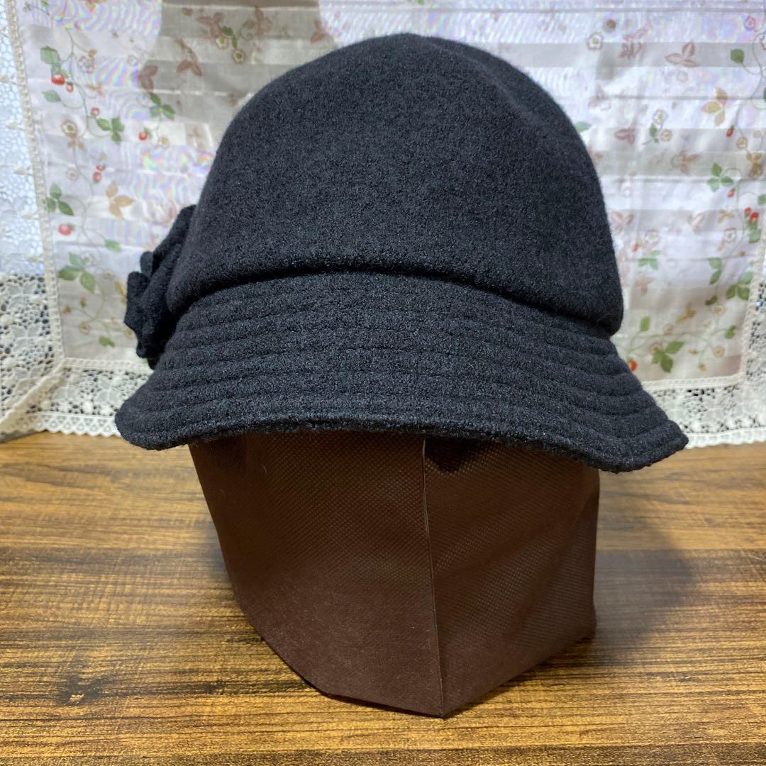 ヘレンカミンスキーHELEN KAMINSKI ブラックウールハット花飾り付き