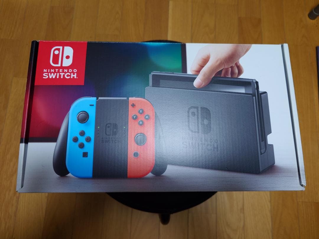 Nintendo Switch 本体 青/赤 + サード製コントローラ等セット