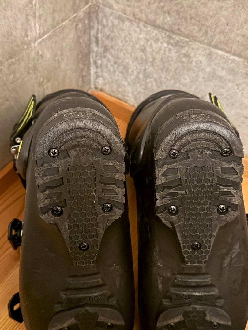 ヘッド(HEAD) スキーブーツ　アドバントエッジ　ADVANT EDGE 75