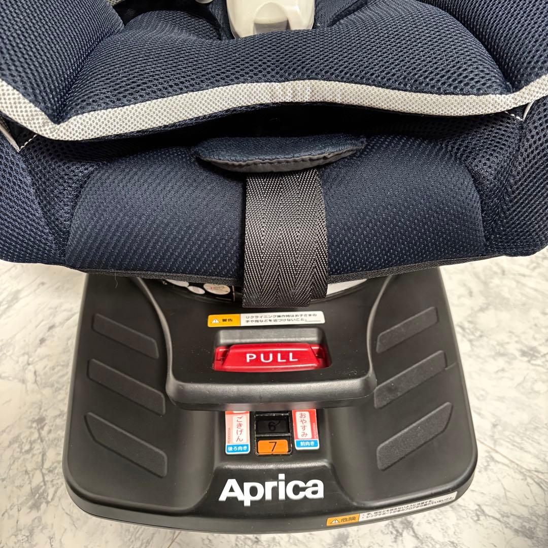 超美品✨丸洗い済み✨清潔✨アップリカ　クルリラ　シートベルト ISOFIX 両用