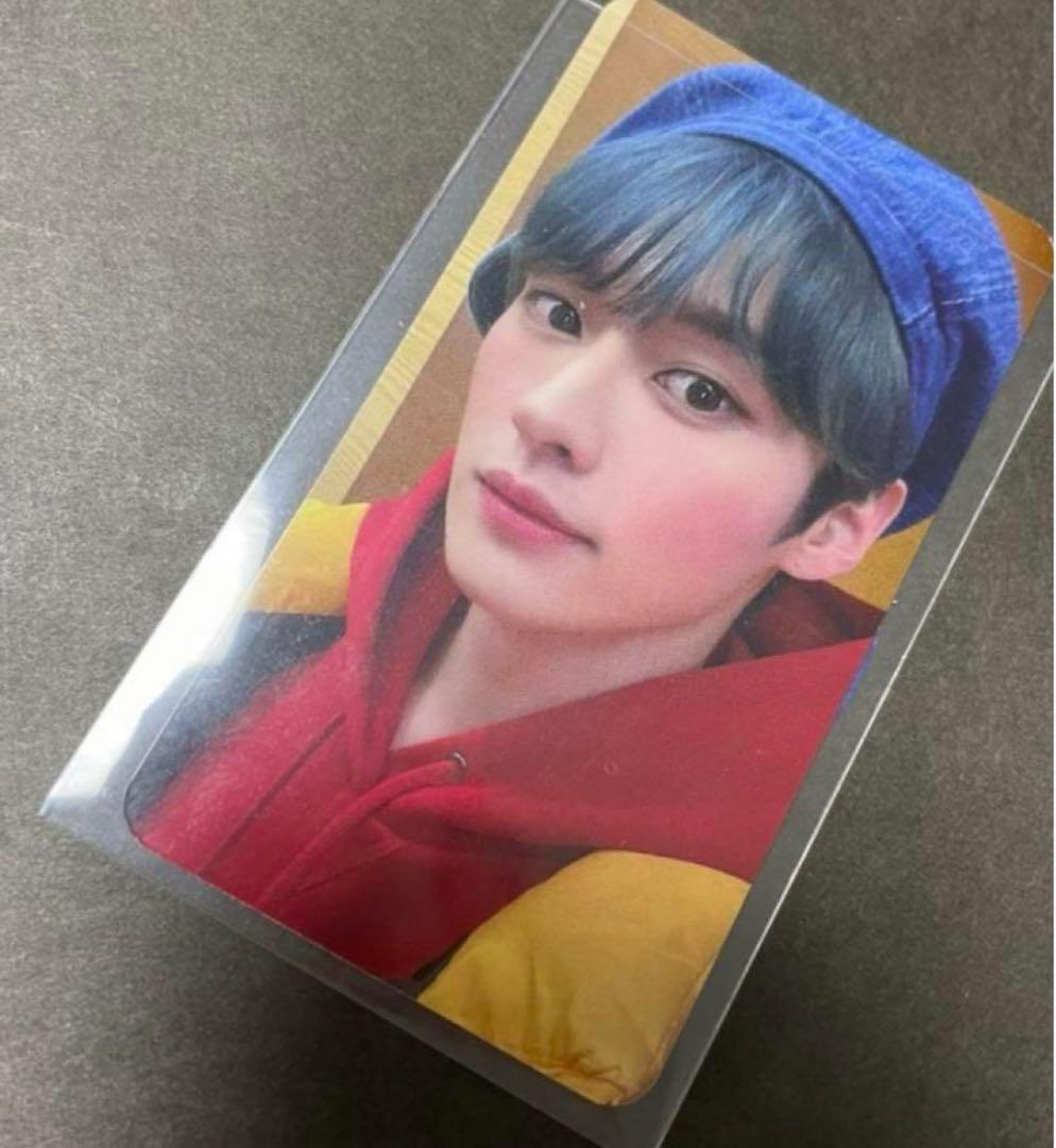 straykids music core ウマチュン  サノク トレカ リノ