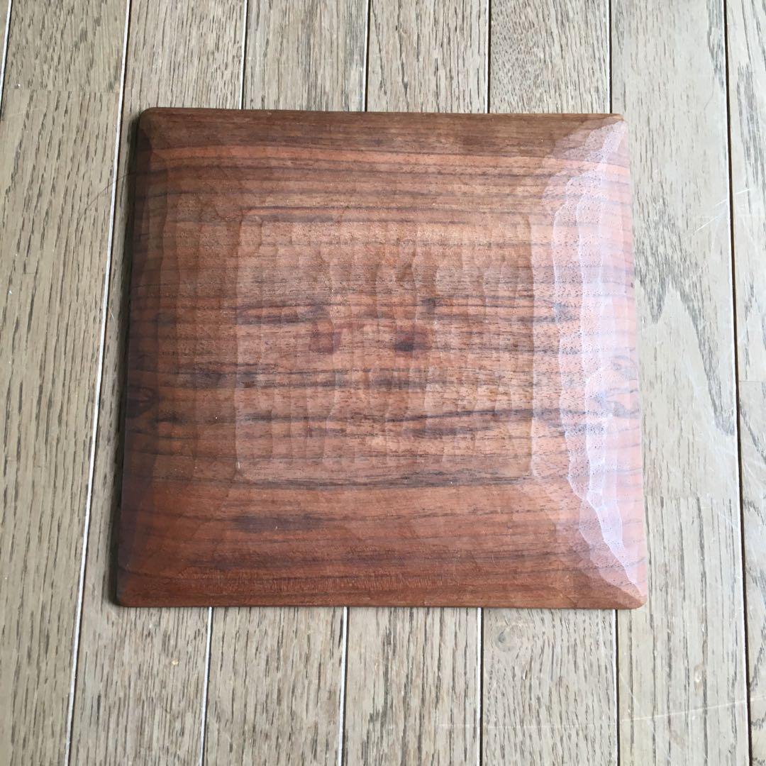 三谷龍二さん木製四角プレート