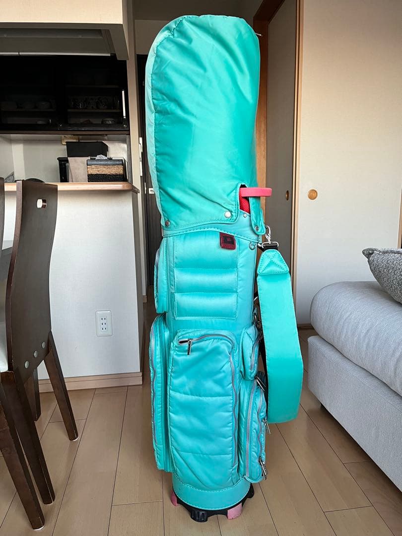 大人気良品ONOFF オノフ カートキャディバッグ 9型軽量メンズ　レディース