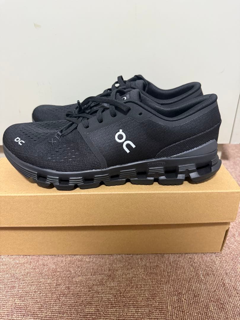 on ランニングシューズ