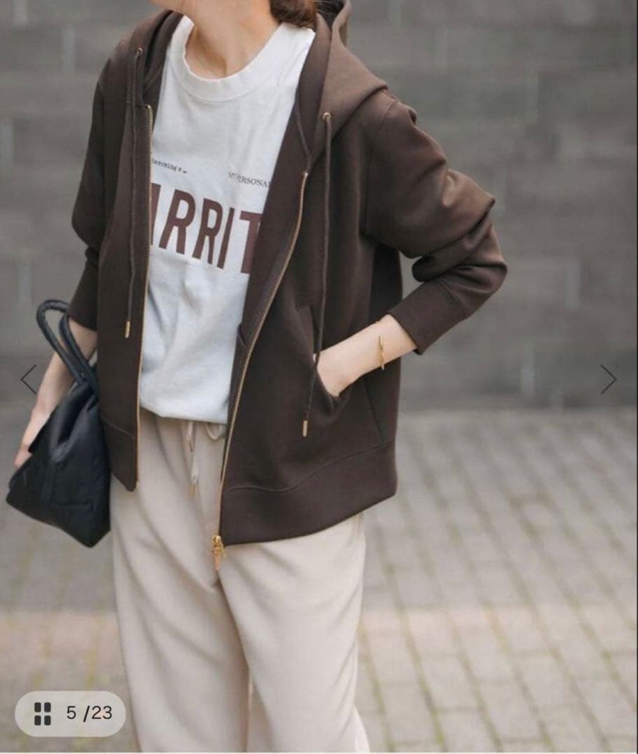 新品　未使用品　Spick and Span ストレッチジップフードパーカー