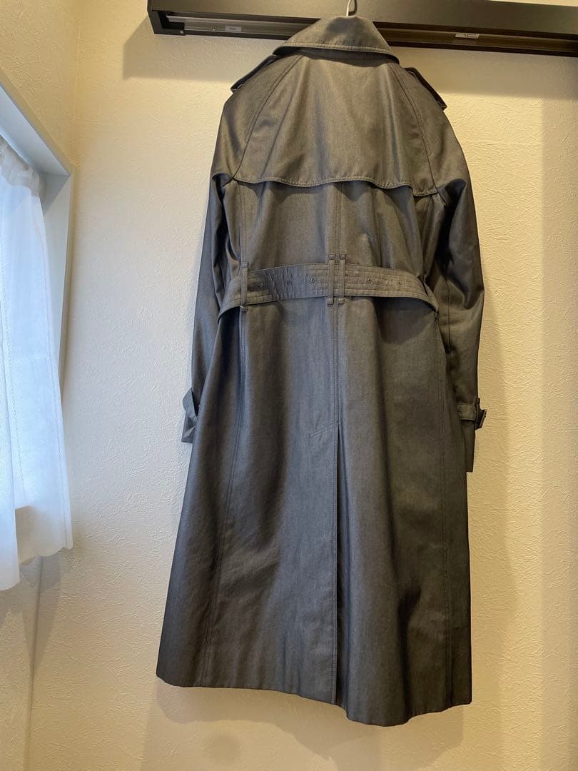 バーバリー　シルバーグレー トレンチコート ベルト付き